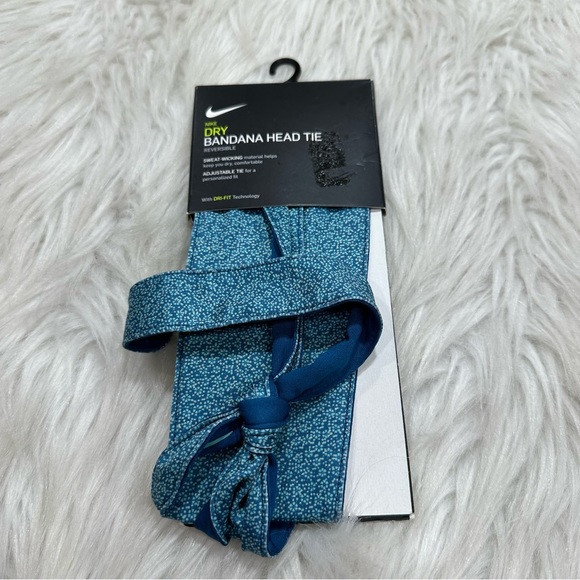 Nike Bandana Head Tie - Picture 1 of 9